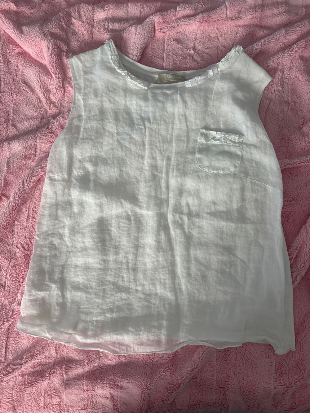 White Sleeveless Linen Tank Top with Pocket - Lightweight Summer Tee